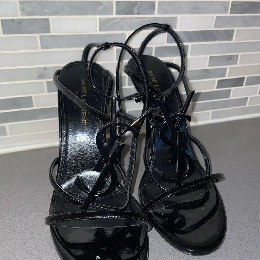 CASSANDRA SANDALS IN PATENT LEATHER - Picture 3 of 3